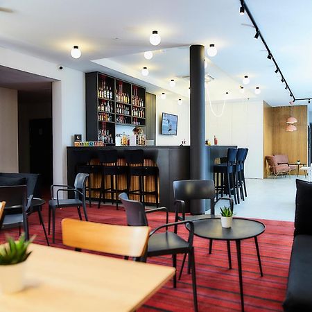 Tulip Inn Zyrardow Eksteriør bilde