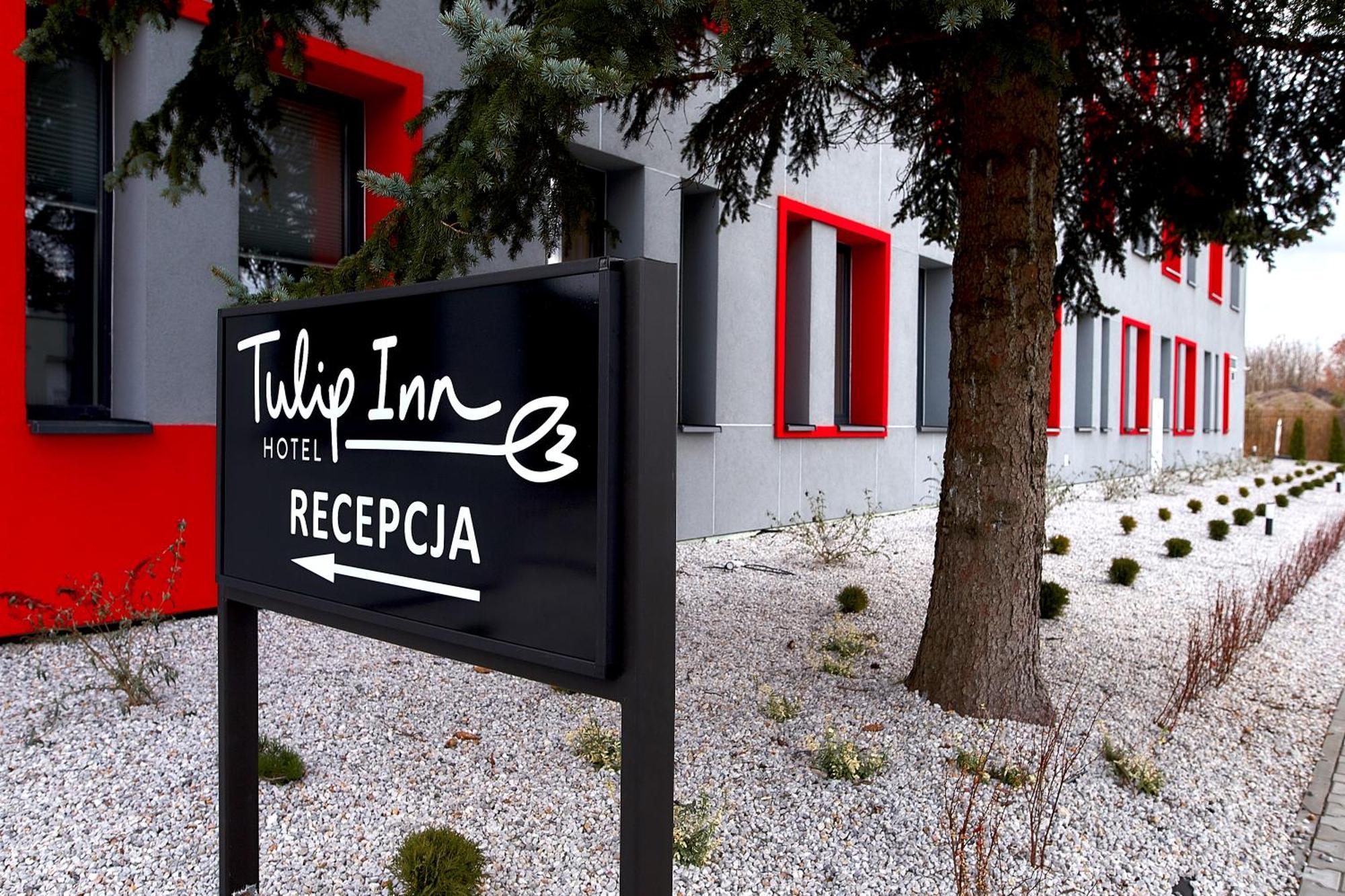 Tulip Inn Zyrardow Eksteriør bilde